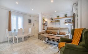 Zafiro Apartment&Parking In The Historical Centre